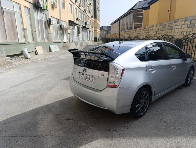 Toyota Prius 2011, 255,000 km - 1.8 l - Bakı