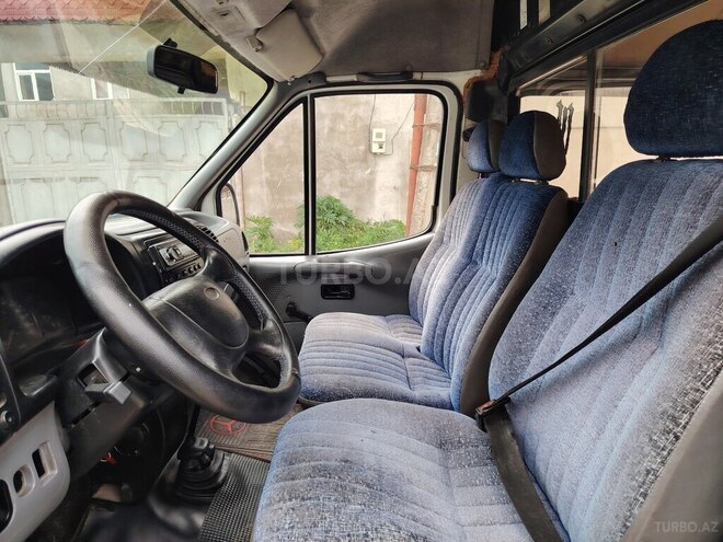 Ford Transit 2000, 286,000 km - 2.5 л - Quba