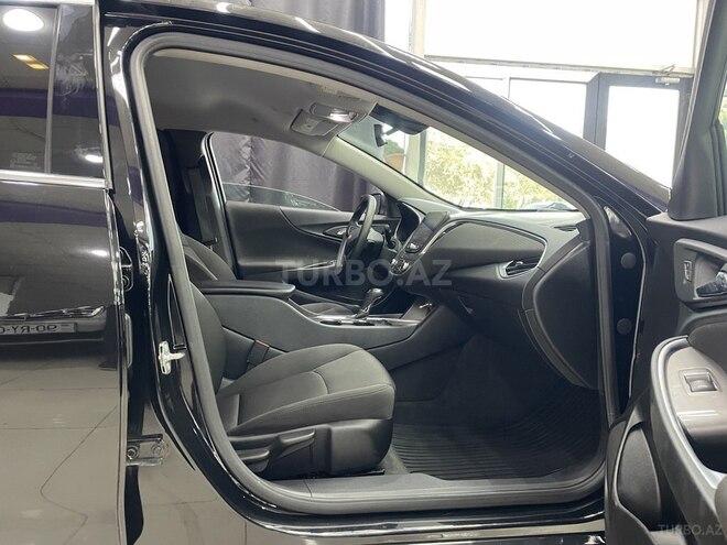 Chevrolet Malibu-4