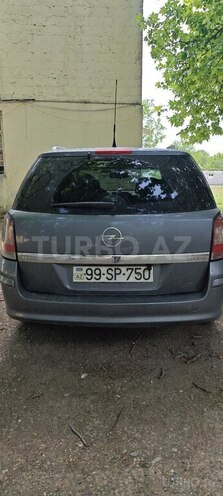 Opel Astra 2006, 426,000 km - 1.9 l - Qazax