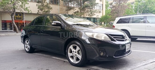 Toyota Corolla 2012, 122,000 km - 1.6 l - Bakı