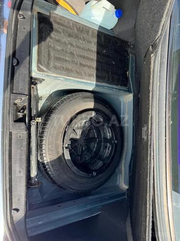 Mercedes E 240 1998, 320,000 km - 2.4 l - Sumqayıt