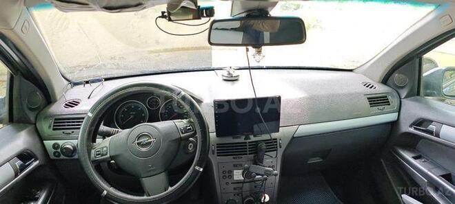 Opel Astra 2006, 426,000 km - 1.9 l - Qazax