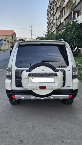 Mitsubishi Pajero 2008, 198,000 km - 3.0 l - Bakı