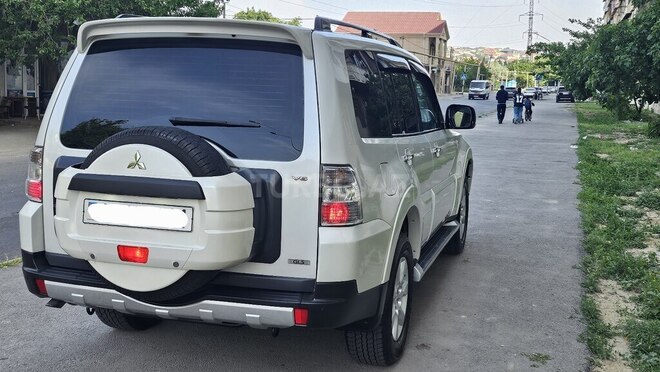 Mitsubishi Pajero 2008, 198,000 km - 3.0 l - Bakı