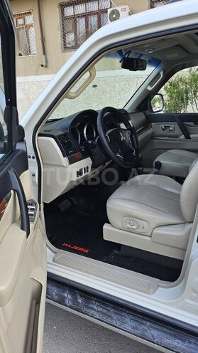 Mitsubishi Pajero 2008, 198,000 km - 3.0 l - Bakı