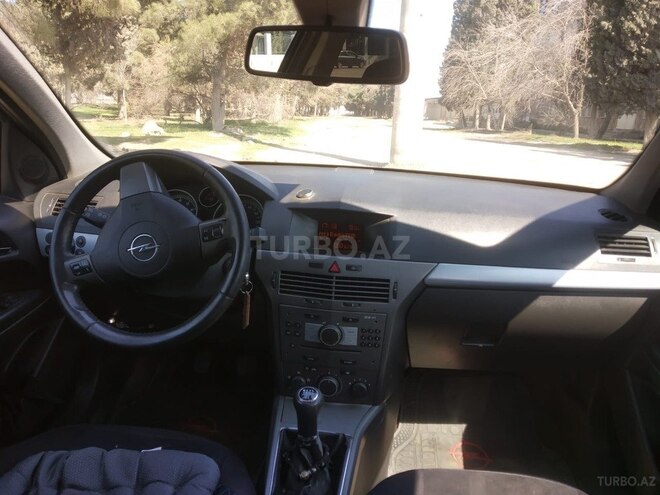 Opel Astra 2006, 300,000 km - 1.4 l - Sumqayıt