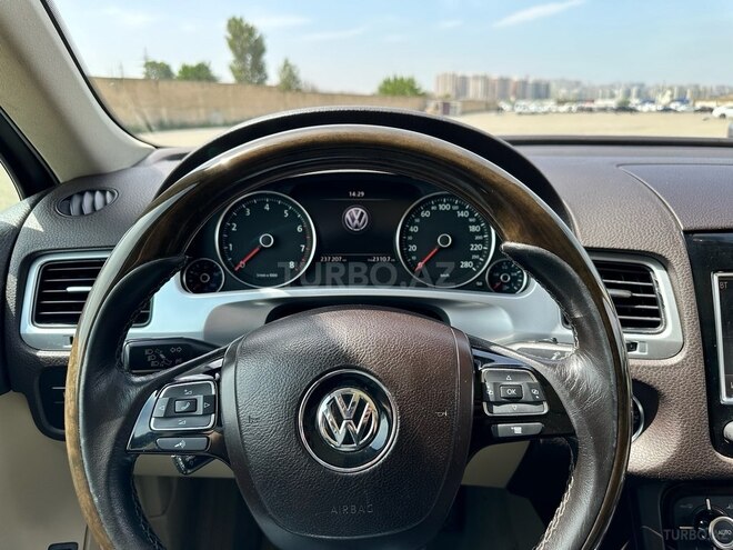 Volkswagen Touareg 2010, 238,000 km - 3.6 l - Bakı