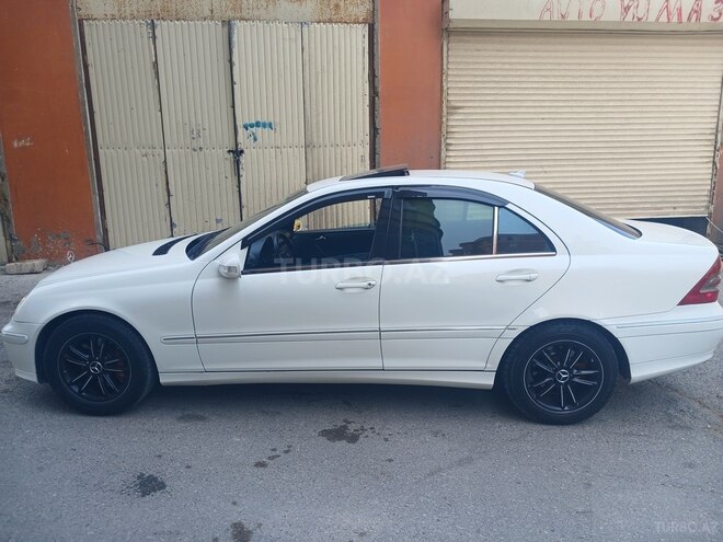 Mercedes C 180 2003, 321,000 km - 1.8 l - Bakı