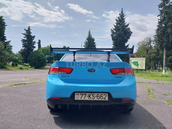 Kia Cerato Koup 2011, 254,000 km - 2.0 l - Zaqatala