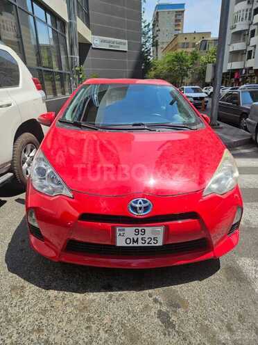 Toyota Prius C 2012, 217,593 km - 1.5 л - Bakı