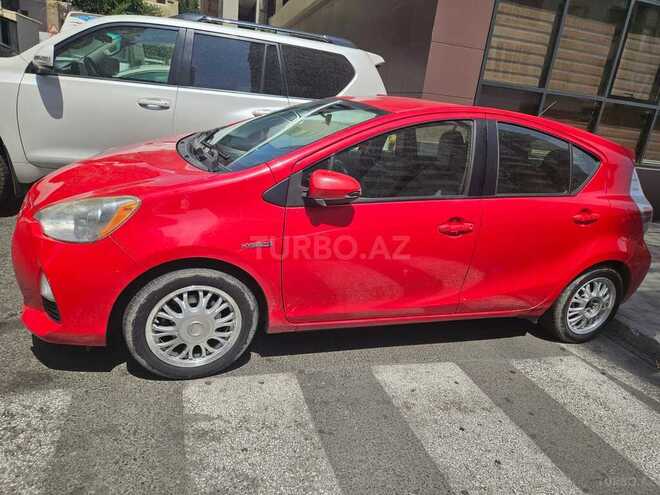 Toyota Prius C 2012, 217,593 km - 1.5 л - Bakı