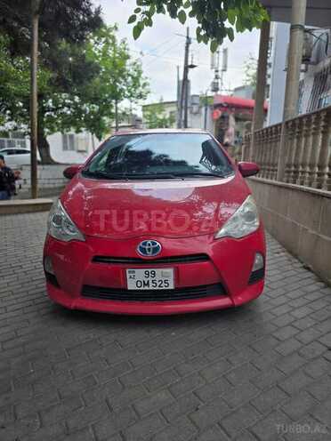 Toyota Prius C 2012, 217,593 km - 1.5 л - Bakı