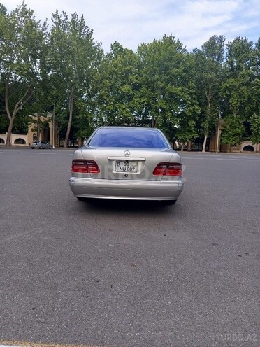 Mercedes E 280 2000, 200,000 km - 2.8 l - Mingəçevir