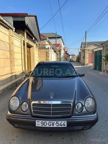 Mercedes E 290 1997, 392,850 km - 2.9 l - Bakı
