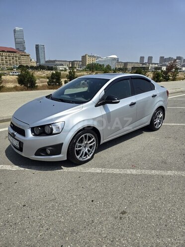 Chevrolet Aveo-1