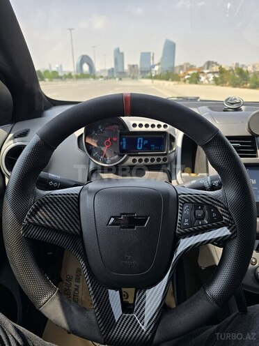 Chevrolet Aveo-16