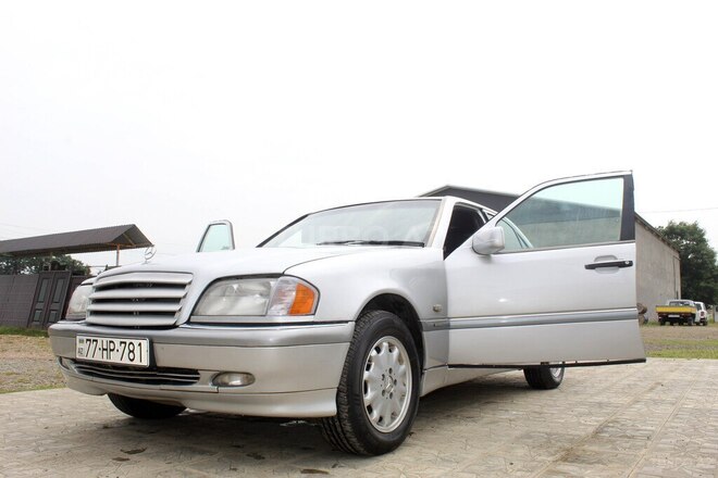 Mercedes C 200 1997, 297,884 km - 2.0 л - Masallı