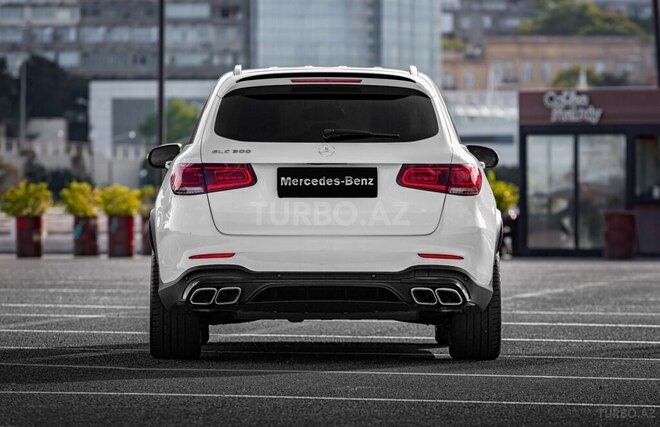 Mercedes GLC 300 2018, 136,890 km - 2.0 л - Bakı