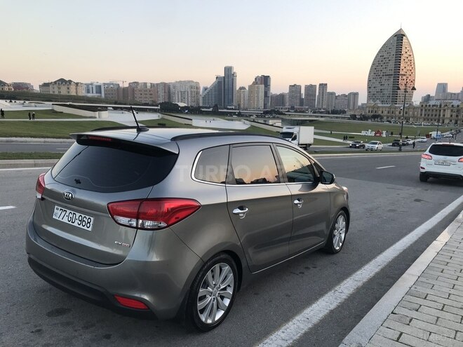 Kia Carens 2015, 200,000 km - 2.0 l - Bakı