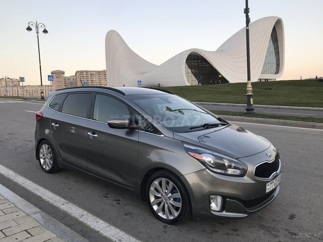 Kia Carens 2015, 200,000 km - 2.0 l - Bakı