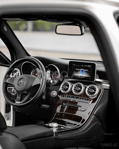 Mercedes GLC 300 2018, 136,890 km - 2.0 л - Bakı