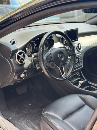 Mercedes GLA 250 4MATIC 2015, 109,000 km - 2.0 л - Bakı