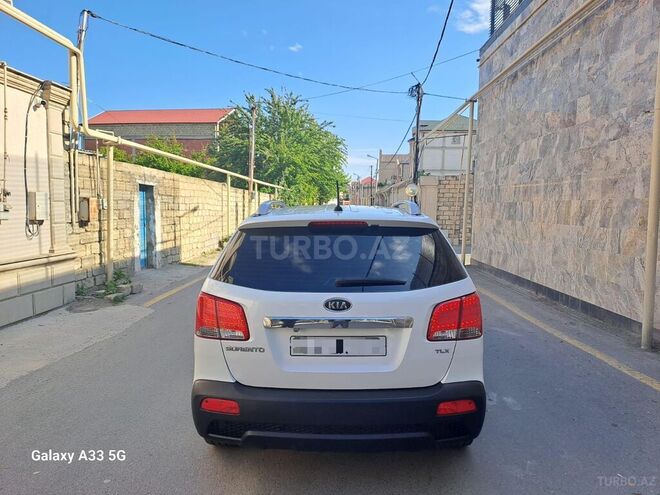 Kia Sorento 2011, 184,000 km - 2.0 l - Bakı