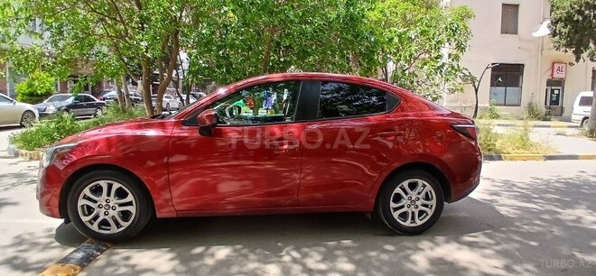 Toyota Yaris iA 2018, 128,500 km - 1.5 л - Bakı