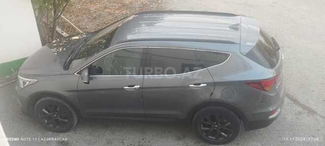 Hyundai Santa Fe 2016, 196,000 km - 2.0 l - Ucar