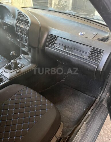 BMW 318 1993, 123,123 km - 1.8 l - Gəncə
