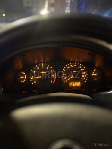 Nissan Sunny-12