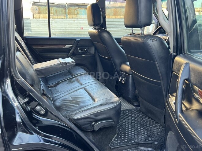 Mitsubishi Pajero 2007, 296,000 km - 3.0 л - Bakı
