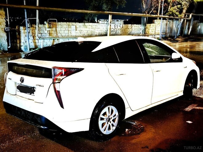 Toyota Prius 2017, 168,500 km - 1.8 l - Bakı