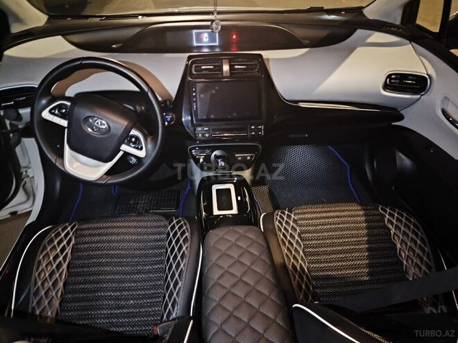 Toyota Prius 2017, 168,500 km - 1.8 l - Bakı