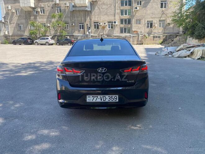 Hyundai Sonata-10