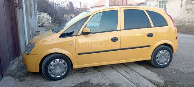 Opel Meriva-9