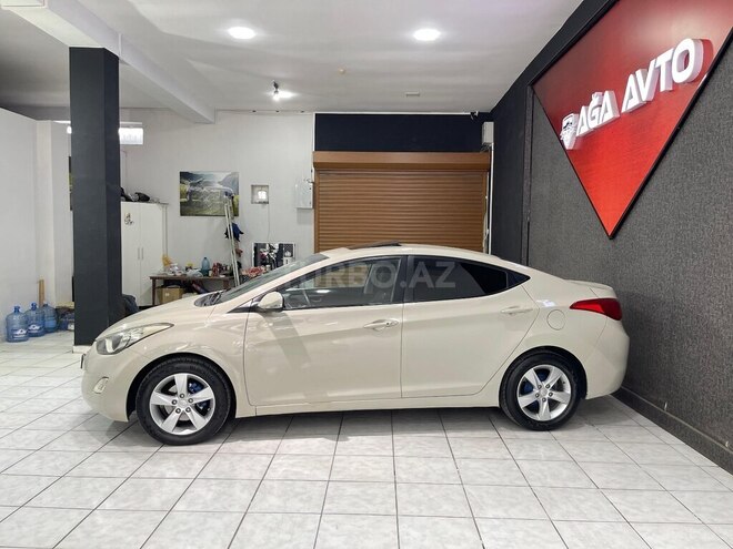 Hyundai Elantra 2011, 193,259 km - 1.8 l - Sumqayıt