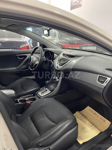 Hyundai Elantra 2011, 193,259 km - 1.8 l - Sumqayıt