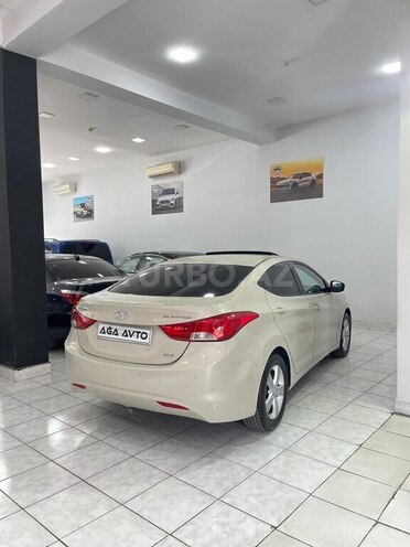 Hyundai Elantra 2011, 193,259 km - 1.8 l - Sumqayıt