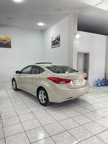 Hyundai Elantra 2011, 193,259 km - 1.8 l - Sumqayıt