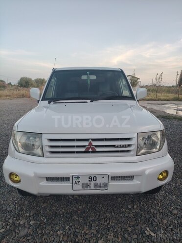 Mitsubishi Pajero io 1999, 298,321 km - 1.8 l - Sabirabad