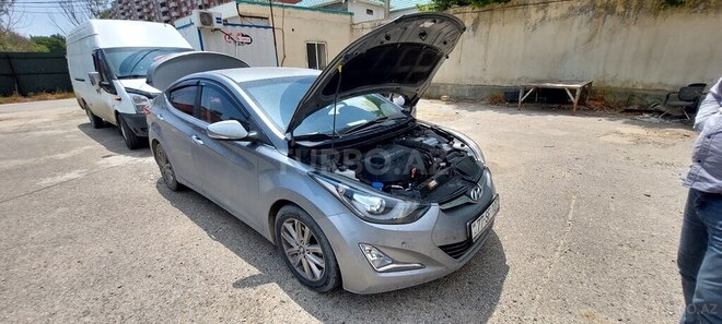 Hyundai Avante 2015, 133,000 km - 1.6 l - Bakı