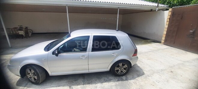 Volkswagen Golf 2003, 580,852 km - 1.9 l - Zaqatala
