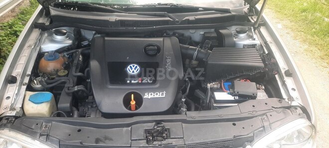 Volkswagen Golf 2003, 580,852 km - 1.9 l - Zaqatala