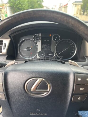 Lexus LX 570 2014, 250,000 km - 5.7 л - Gəncə