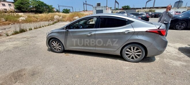 Hyundai Avante 2015, 133,000 km - 1.6 l - Bakı