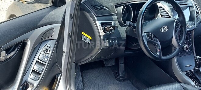 Hyundai Avante 2015, 133,000 km - 1.6 l - Bakı