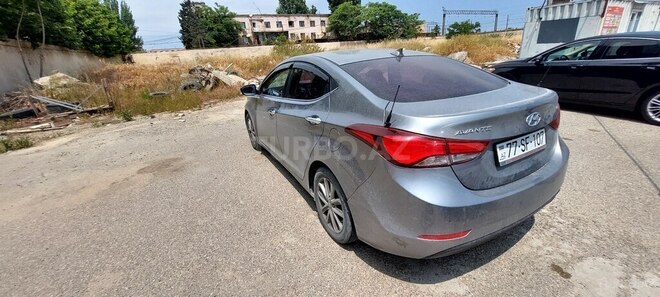 Hyundai Avante 2015, 133,000 km - 1.6 l - Bakı
