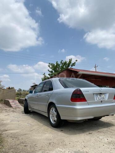 Mercedes C 200 2000, 377,147 km - 2.0 l - Biləsuvar